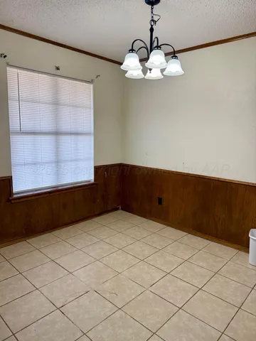 $1,025 | 527 North Meredith Avenue, Dumas, TX 79029