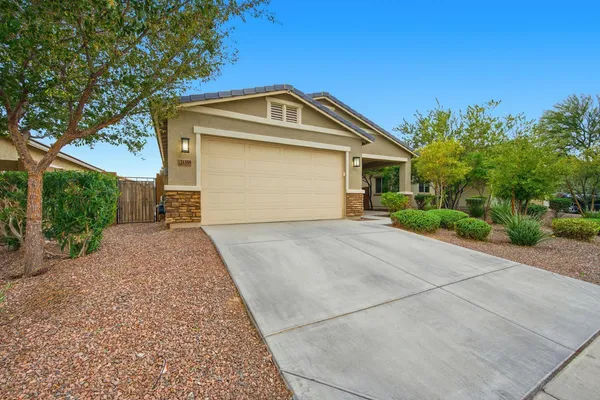 $2,500 | 21359 West Alvarado Road, Buckeye, AZ 85396