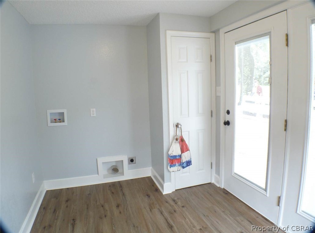 352 Chain Ferry Road Mattaponi, VA 23110 - Photo 15 of 49