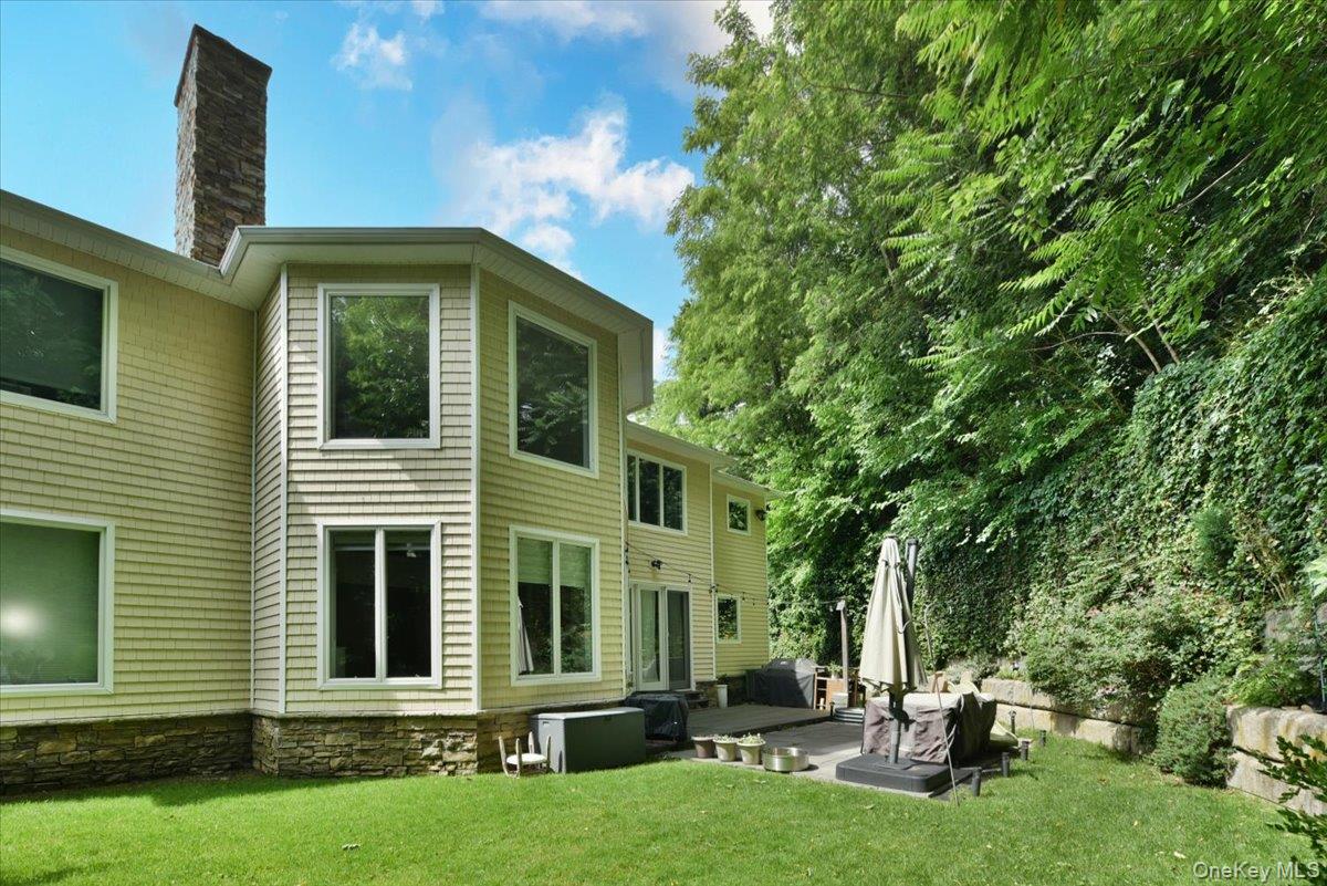 245 Harbor Hill Road Roslyn, NY 11576 - Photo 33 of 33