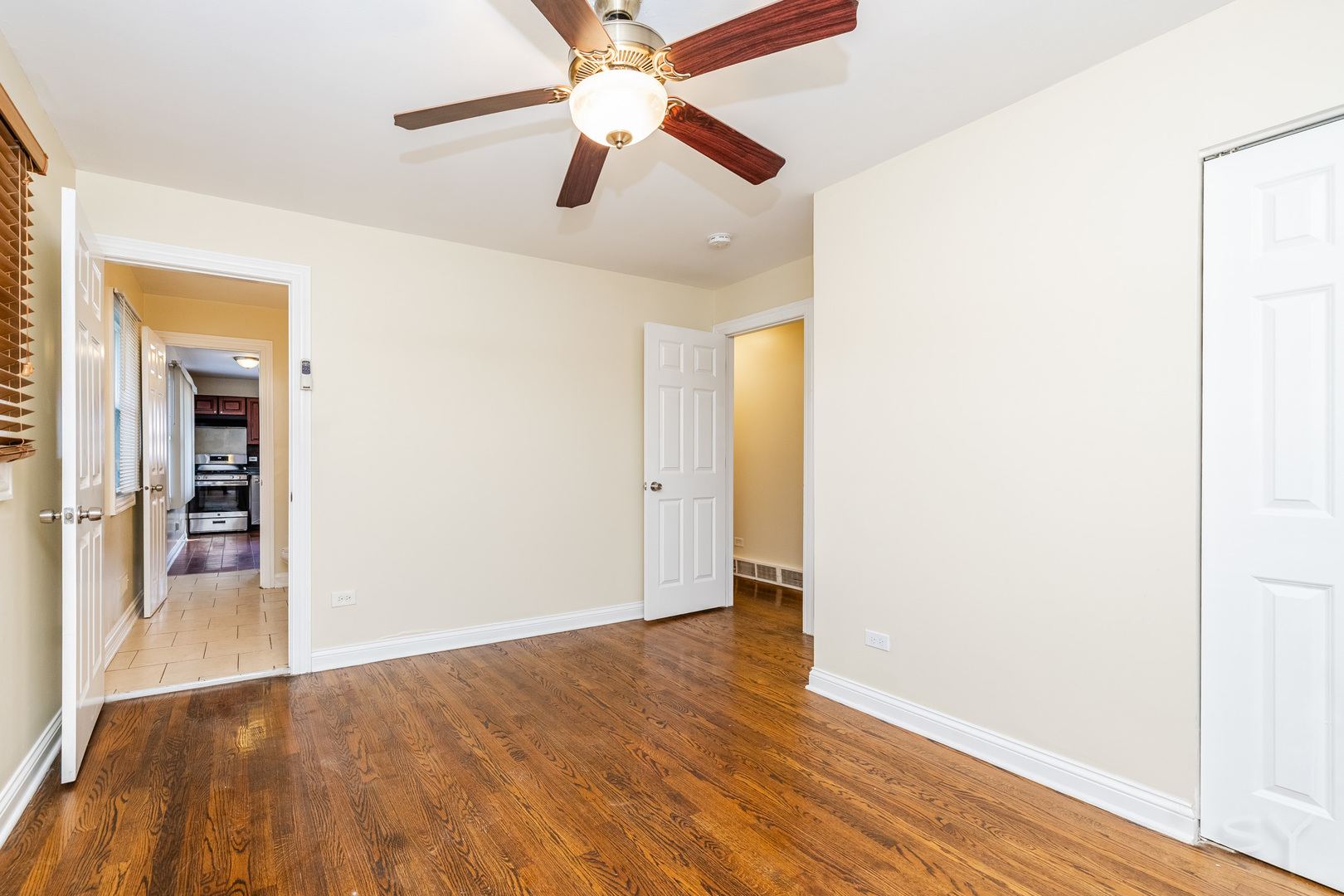 14 Arrowhead Drive Thornton, IL 60476 - Photo 13 of 26 a view of empty room with wooden floor