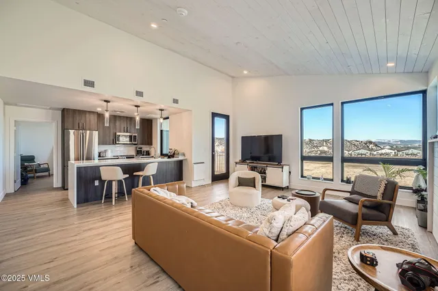 $798,000 | 91 Mount Hope Circle, Unit B303, Eagle, CO 81631