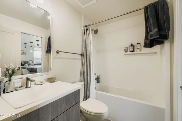 $775,000 | 91 Mount Hope Circle, Unit B303, Eagle, CO 81631