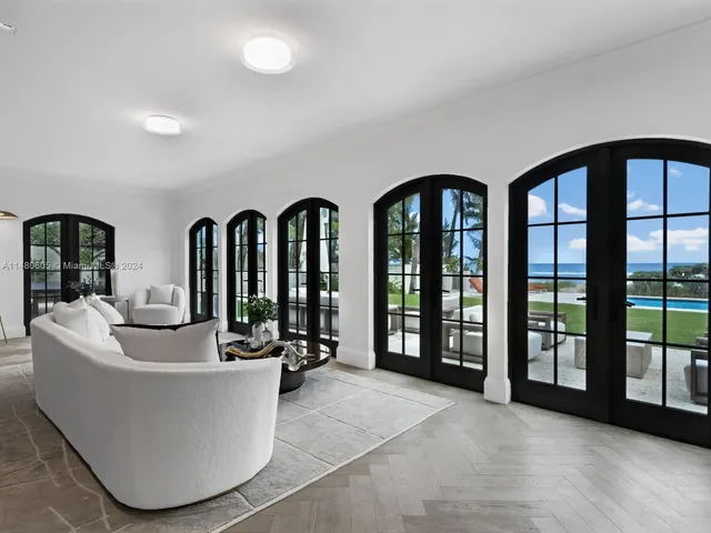 $68,000,000 | 105-115 Ocean Boulevard, Golden Beach, FL 33160