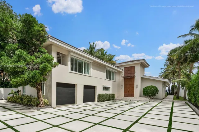 $68,000,000 | 105-115 Ocean Boulevard, Golden Beach, FL 33160