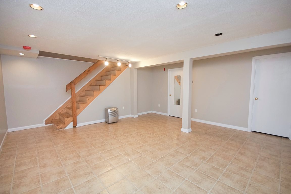 5 Rutledge Road, Unit 4 Plaistow, NH 03865 - Photo 22 of 32 Gallery Image 22