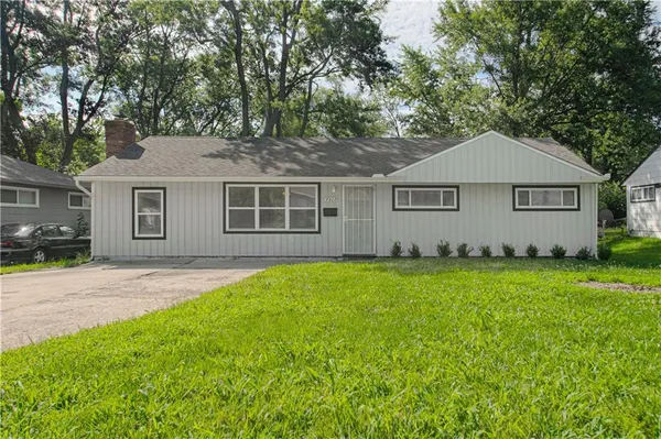 $169,999 | 7317 East 109th Street, Kansas City, MO 64134
