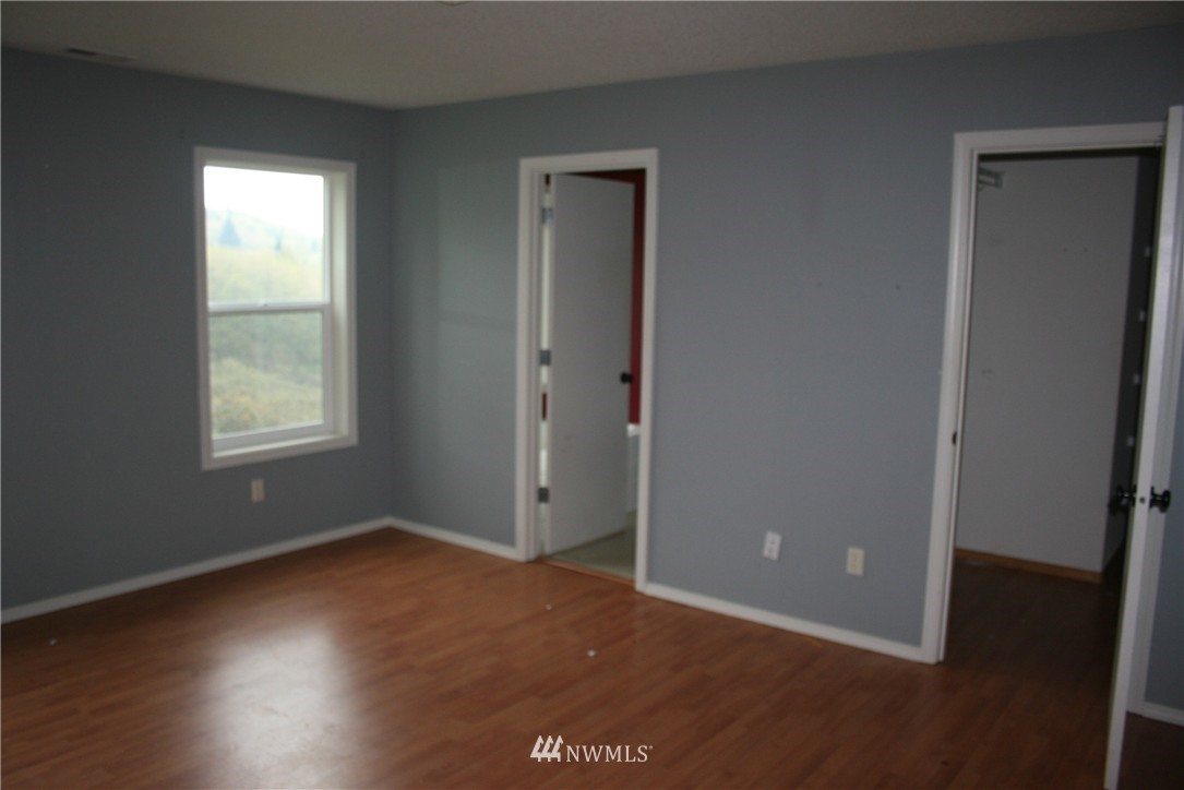 225 Car Road Longview, WA 98632 - Photo 12 of 23