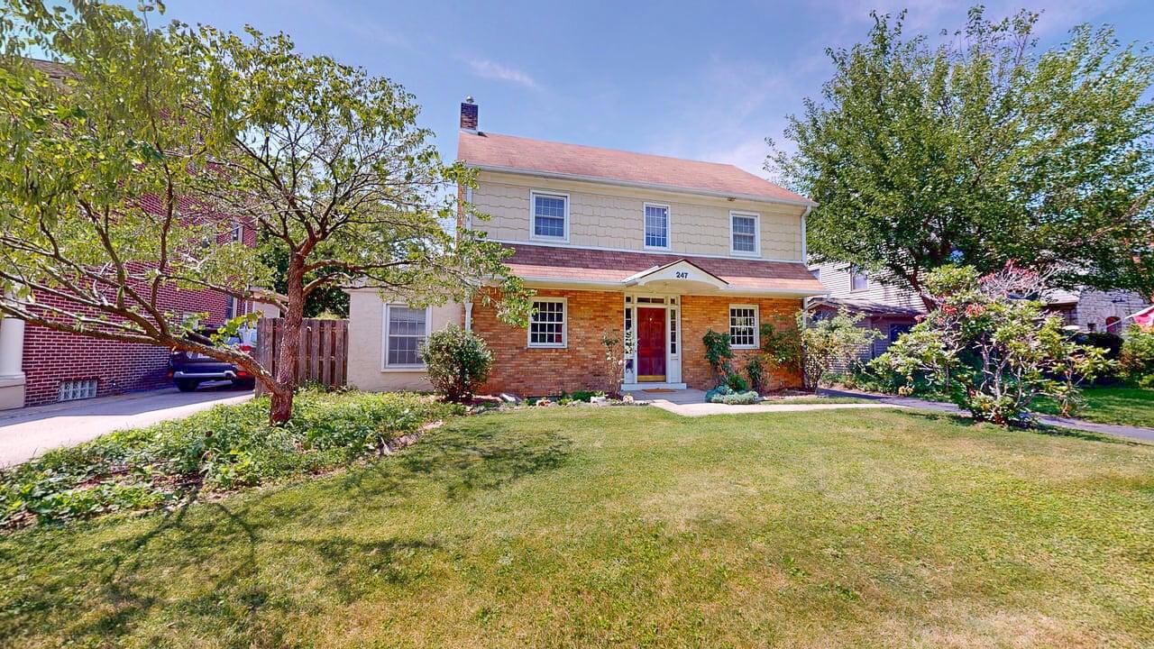 247 South Ardmore Road Columbus, OH 43209 - Photo 2 of 55 247 S Ardmore47