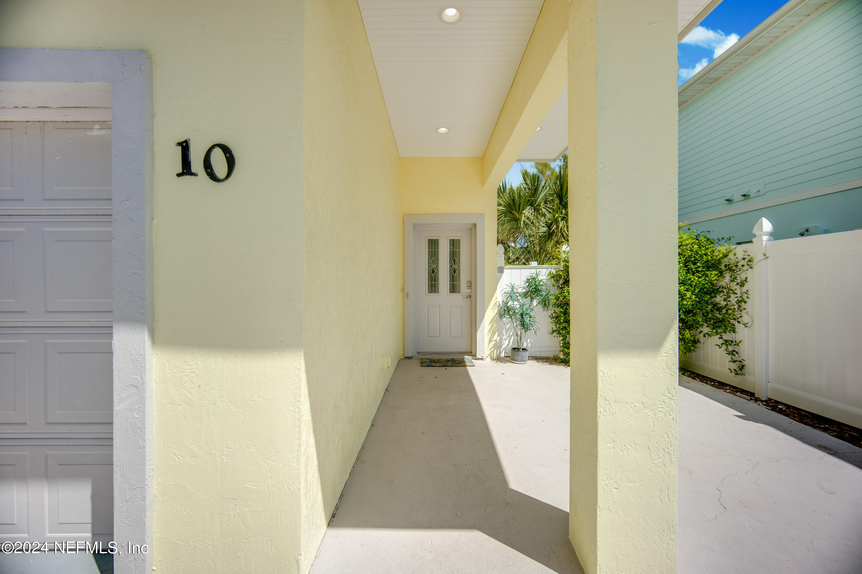 10 3rd Street St. Augustine, FL 32080 - Photo 5 of 58 IMG_2327