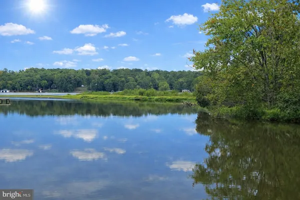 $759,900 | 26700 Daniels Point Drive, Unionville, VA 22567