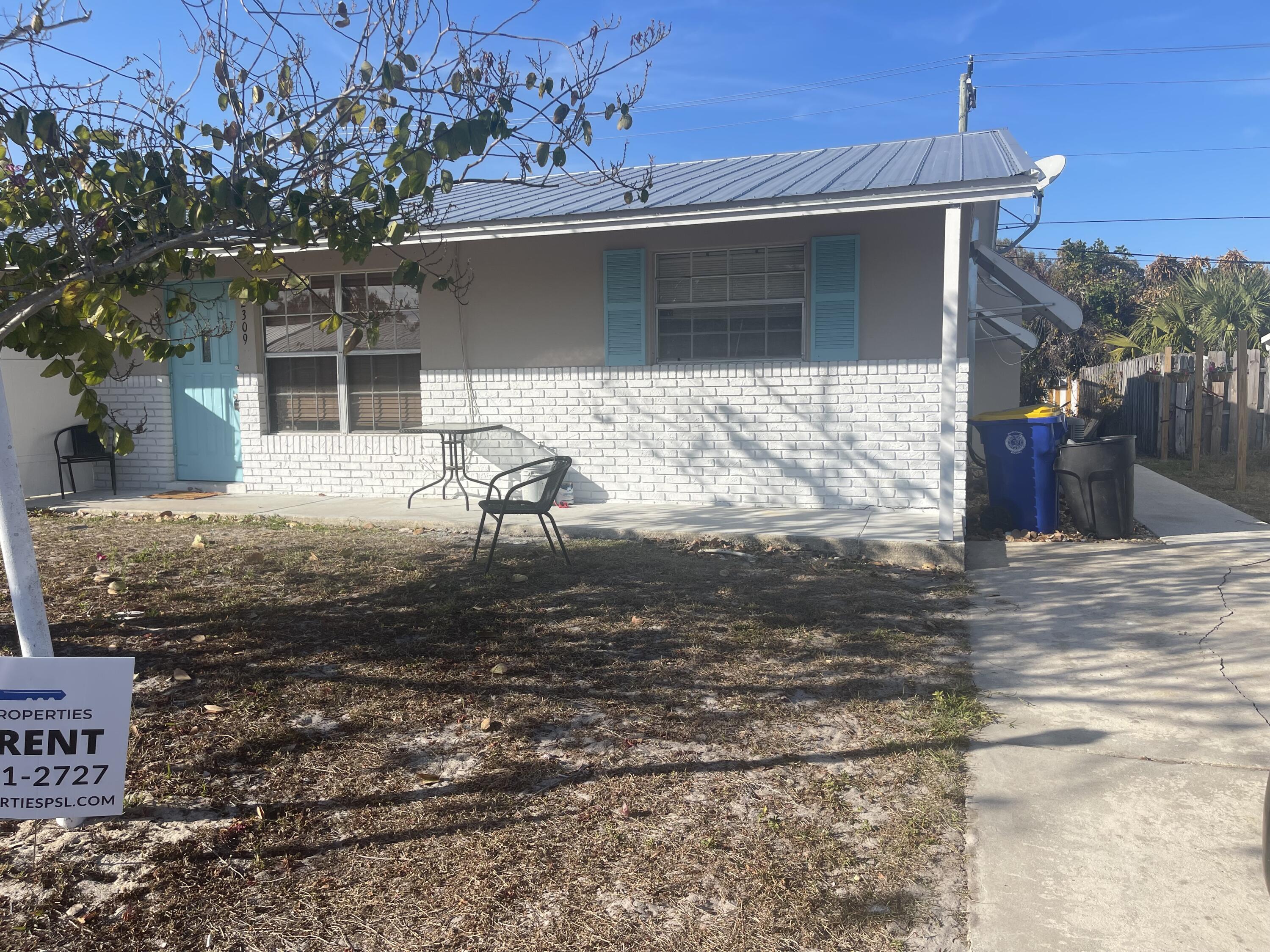 2309 Northeast Rustic Way Jensen Beach, FL 34957 - Photo 2 of 19 IMG_8303