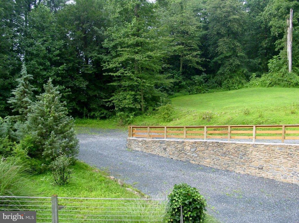 8 Mountain Spring Road Stevens, PA 17578 - Photo 32 of 43