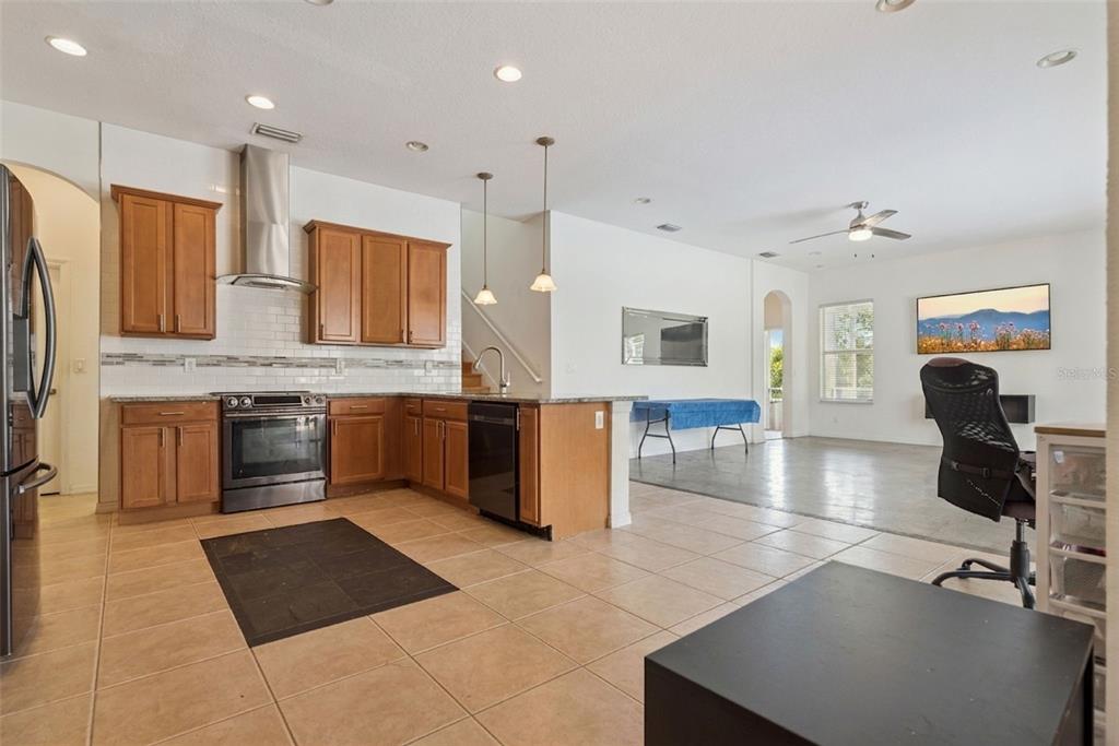 2425 Blue Stone Court Valrico, FL 33594 - Photo 3 of 16