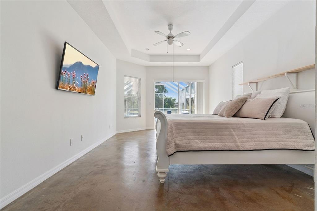 2425 Blue Stone Court Valrico, FL 33594 - Photo 5 of 16