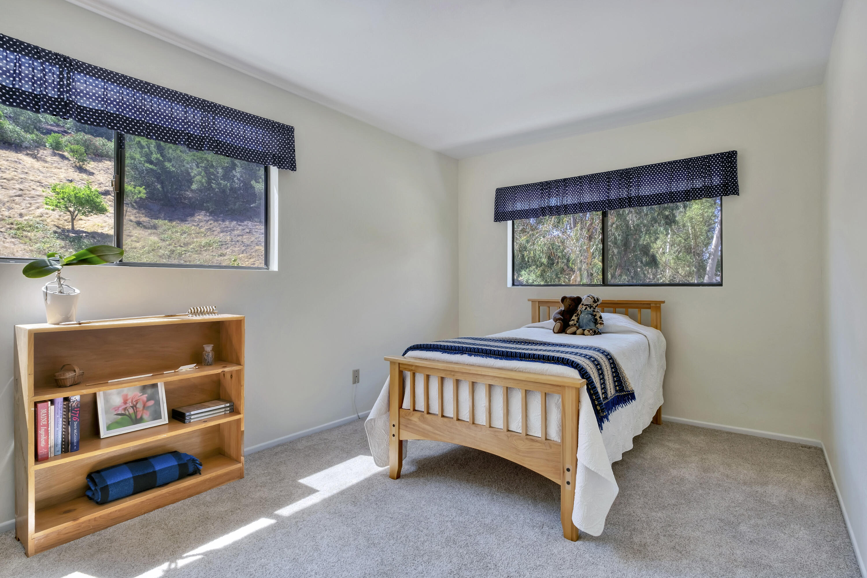 585 Sycamore Vista Road Santa Barbara, CA 93108 - Photo 11 of 26 Bedroom 2