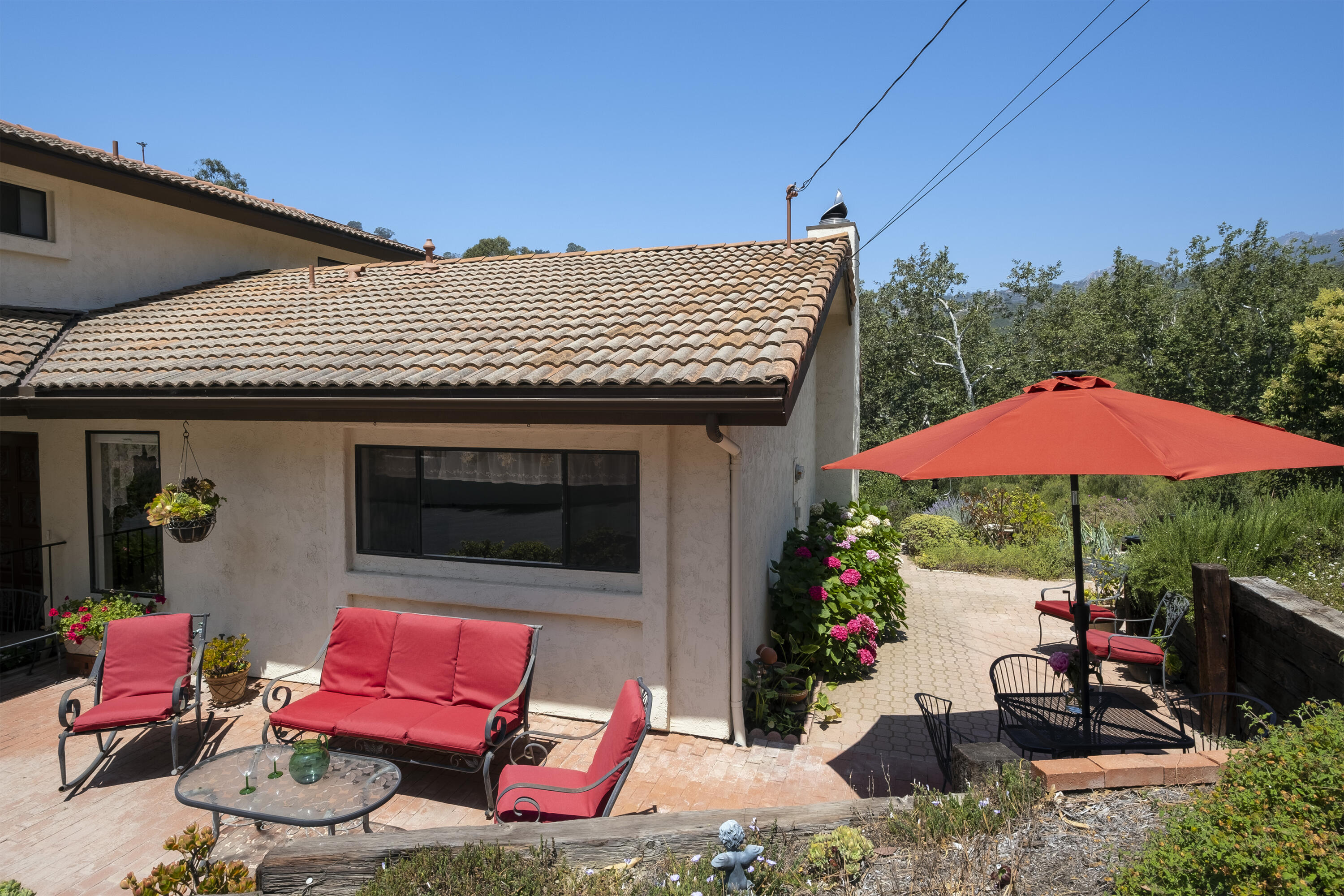 585 Sycamore Vista Road Santa Barbara, CA 93108 - Photo 16 of 26 Front Patio