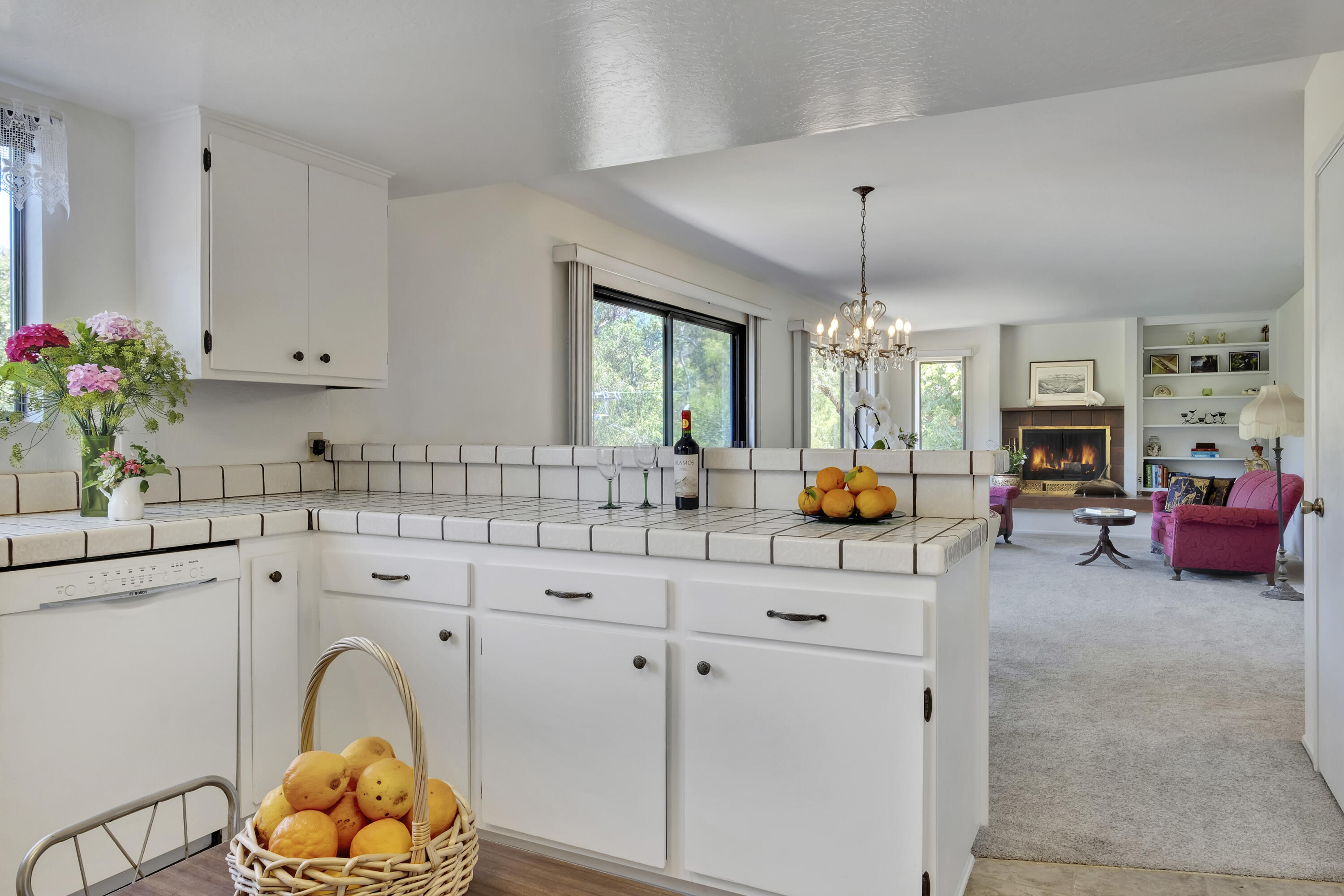 585 Sycamore Vista Road Santa Barbara, CA 93108 - Photo 6 of 26 Kitchen