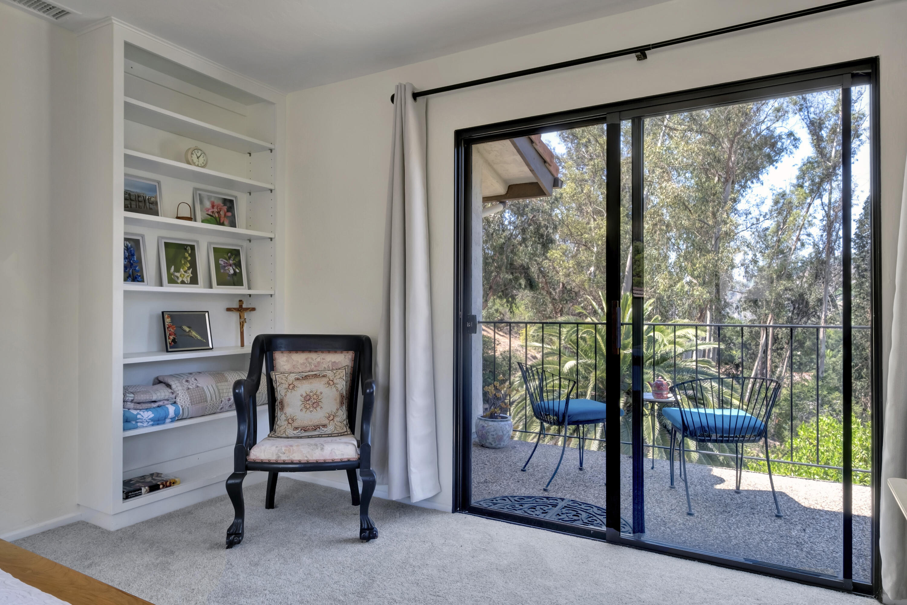 585 Sycamore Vista Road Santa Barbara, CA 93108 - Photo 8 of 26 Bedroom 1