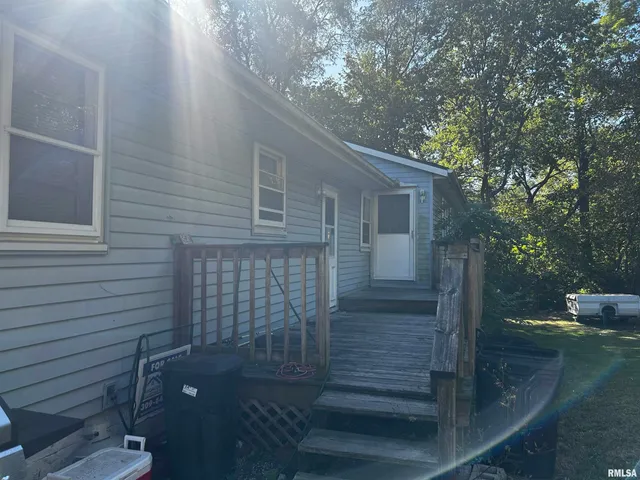 $850 | 126 Amsler Street, Unit B, Bartonville, IL 61607