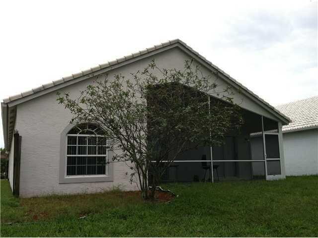1743 Barnstable Road Wellington, FL 33414 - Photo 18 of 20 Back