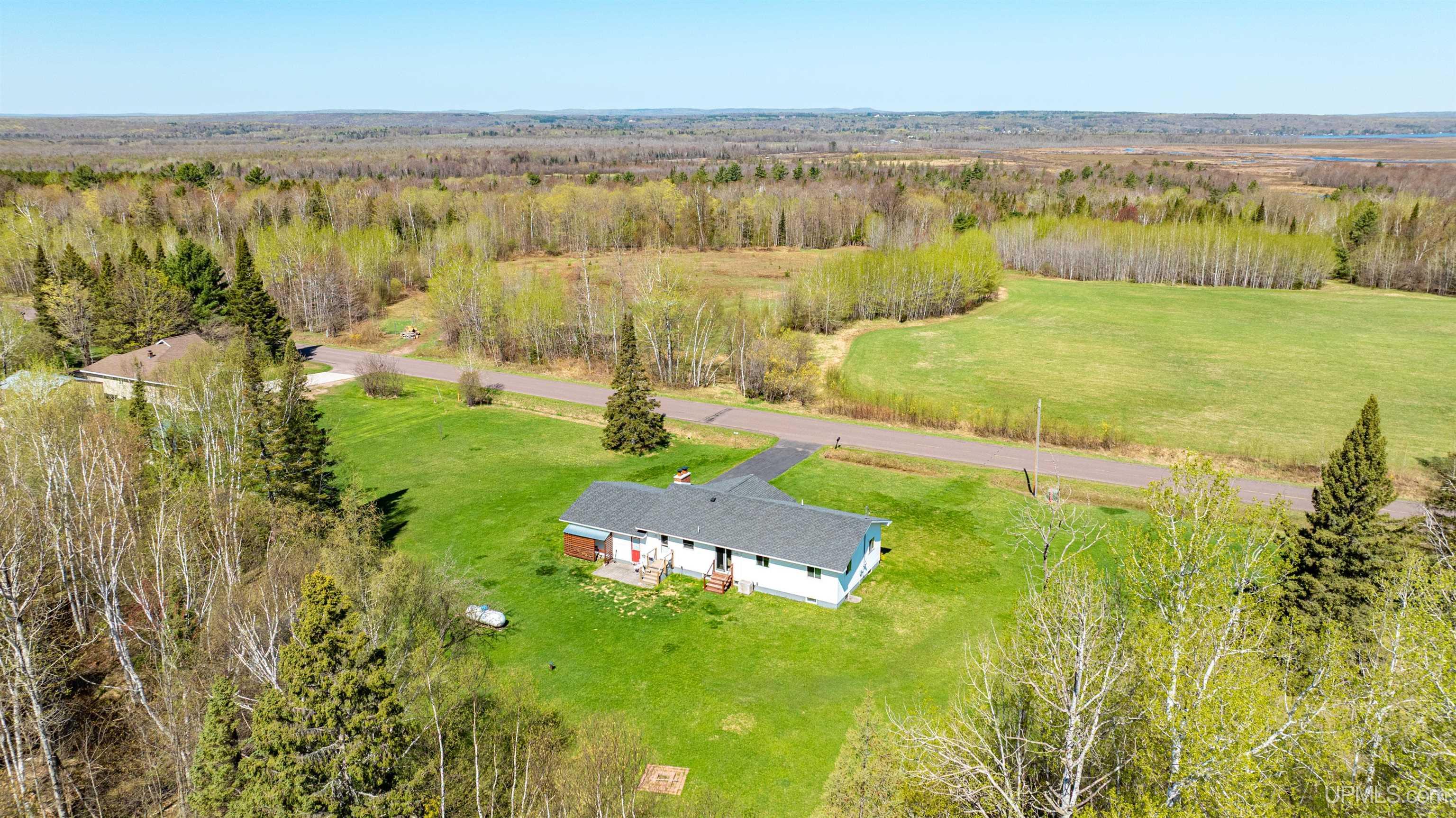 41085 North Entry Road Chassell, MI 49916 - Photo 47 of 56 Gallery Image 47