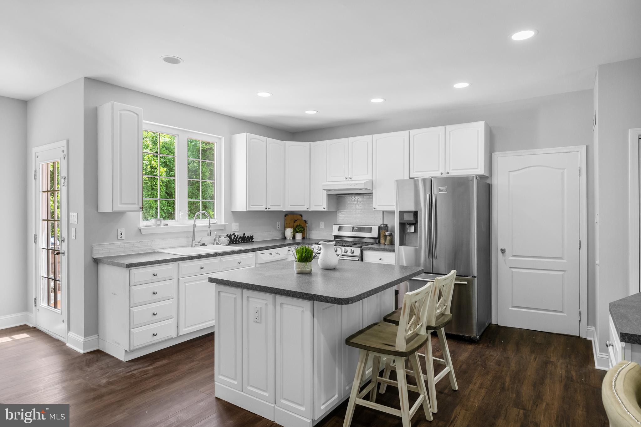 265 Mt Laurel Road Mount Laurel, NJ 08054 - Photo 21 of 62 Main House - Kitchen