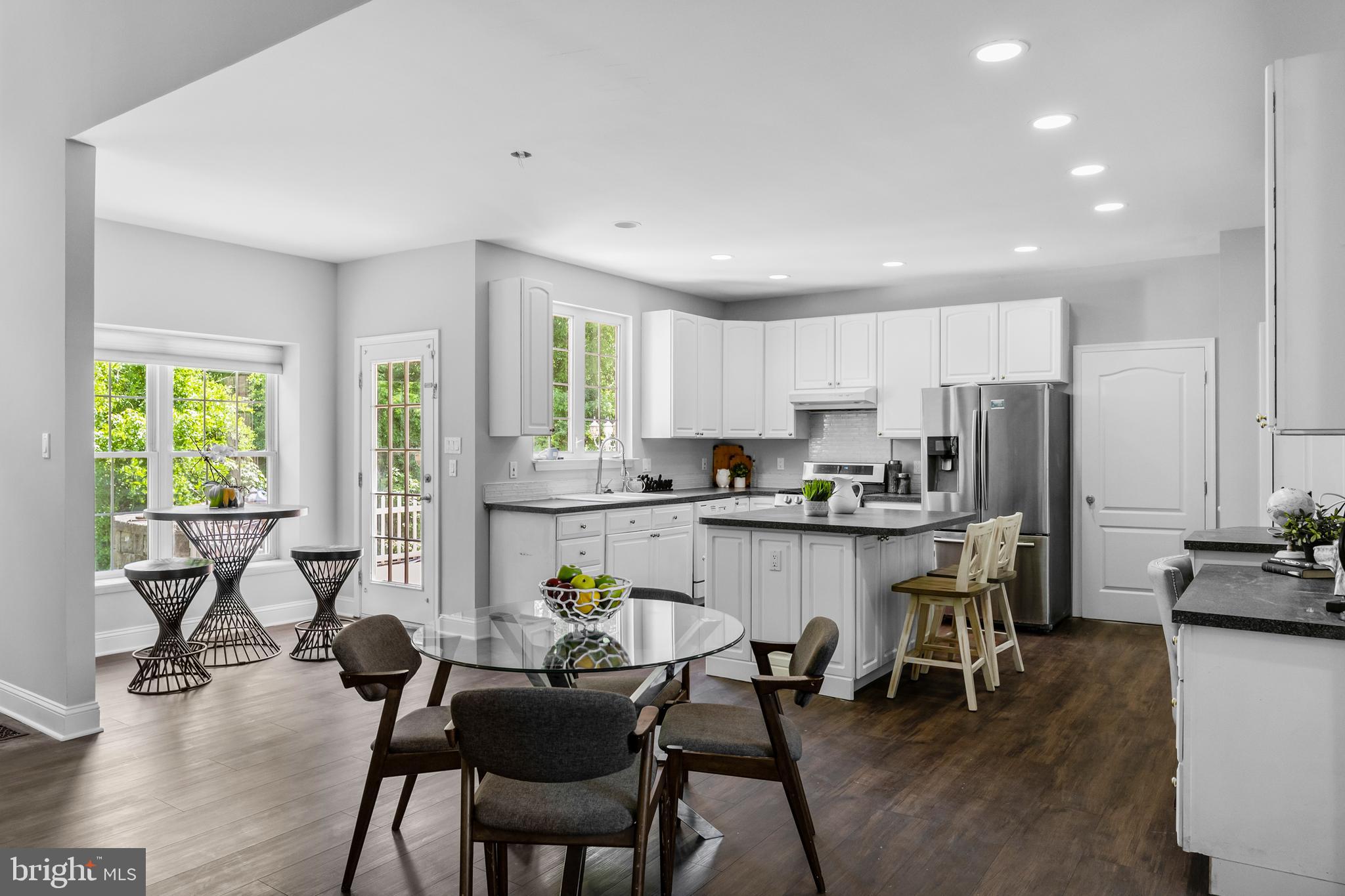 265 Mt Laurel Road Mount Laurel, NJ 08054 - Photo 25 of 62 Main House - Kitchen & Dining area