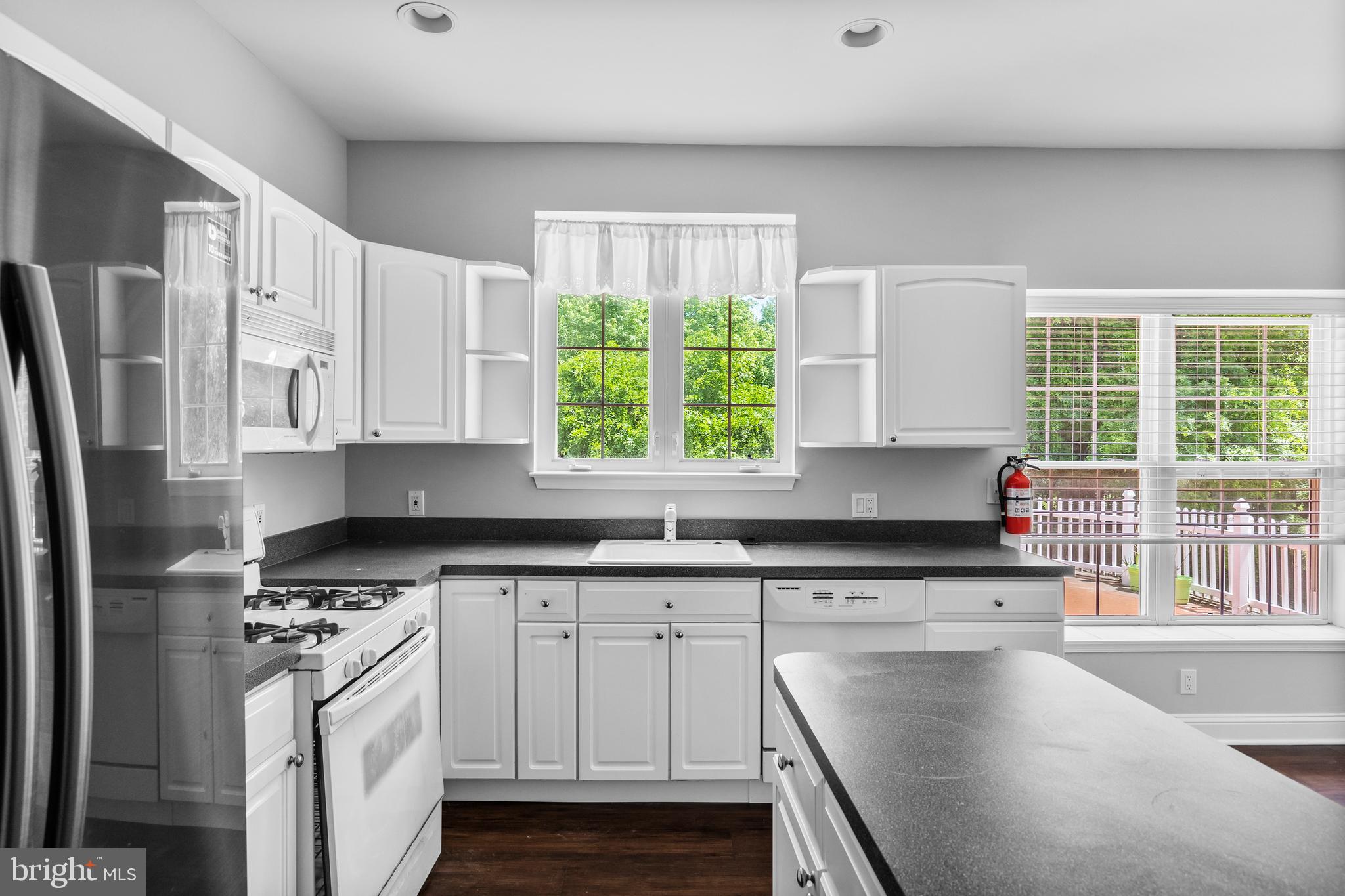 265 Mt Laurel Road Mount Laurel, NJ 08054 - Photo 32 of 62 Guest Suite - Kitchen