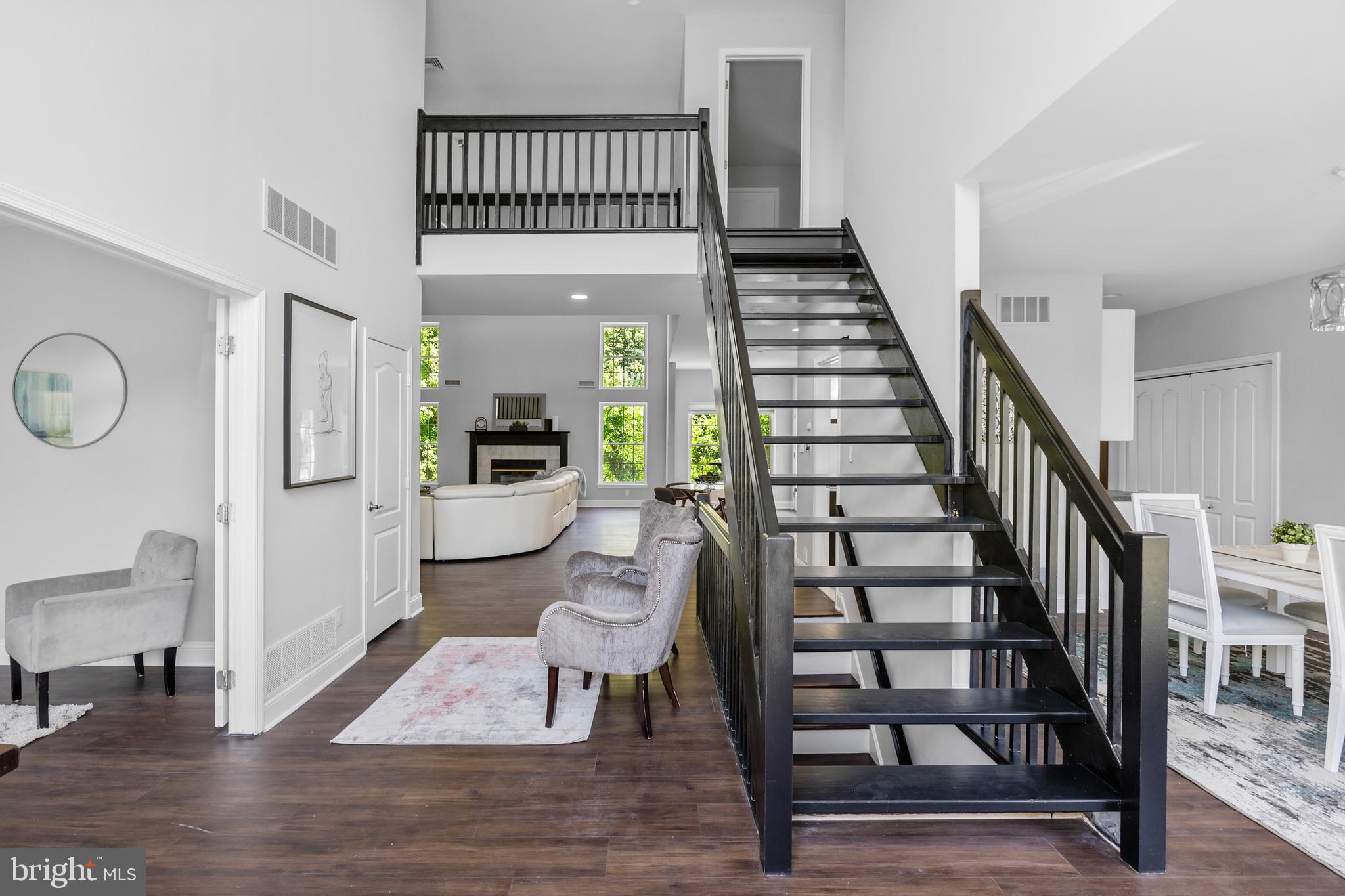 265 Mt Laurel Road Mount Laurel, NJ 08054 - Photo 9 of 62 Foyer