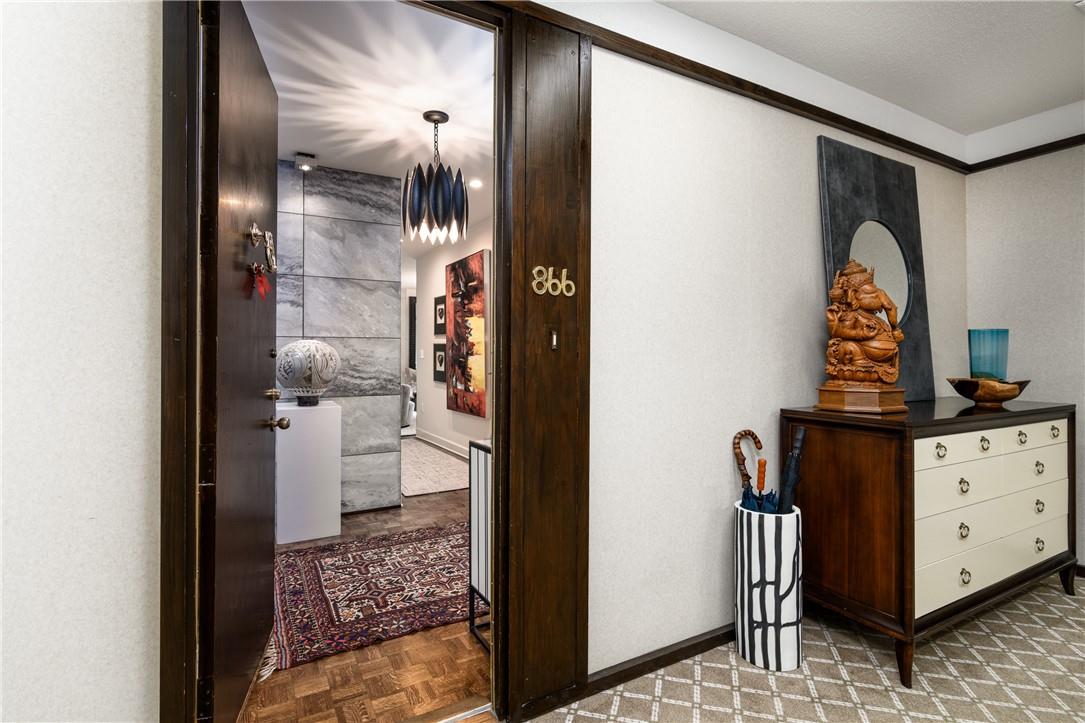 866 Cherokee Road Charlotte, NC 28207 - Photo 2 of 35 a view of hallway with mirror