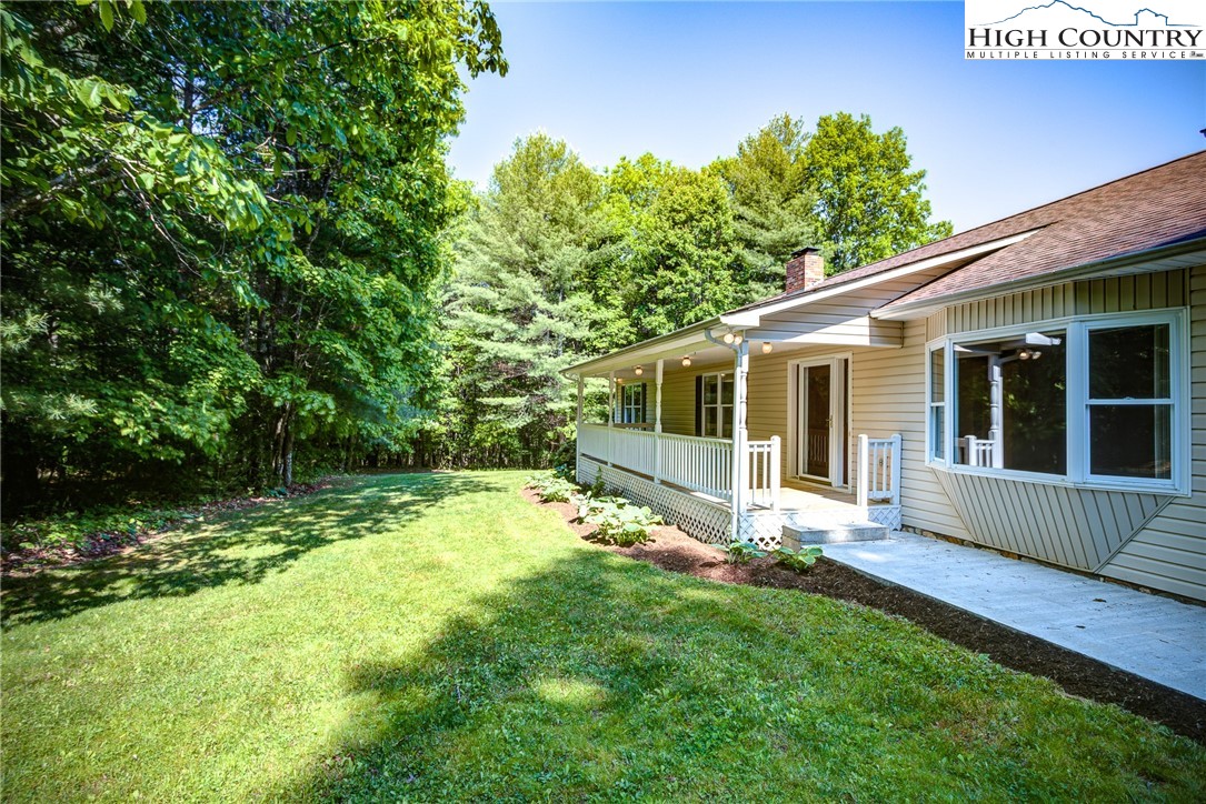 1384 Baker's Ridge Road Piney Creek, NC 28663 - Photo 3 of 44 Gallery Image 3