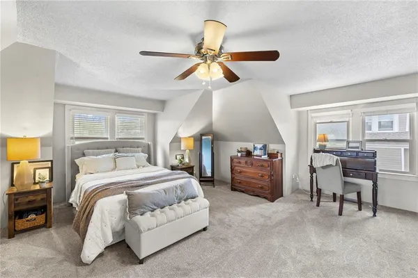 $415,000 | 501 East Shawnee Street, Paola, KS 66071