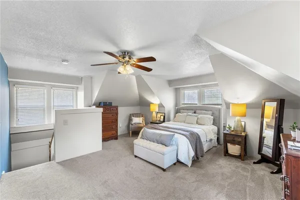 $415,000 | 501 East Shawnee Street, Paola, KS 66071