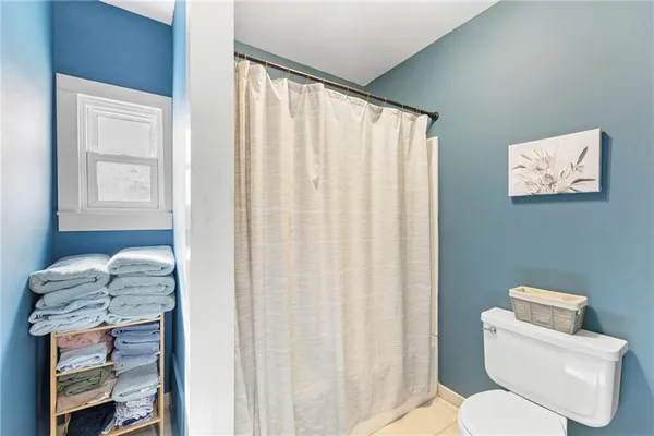 $415,000 | 501 East Shawnee Street, Paola, KS 66071