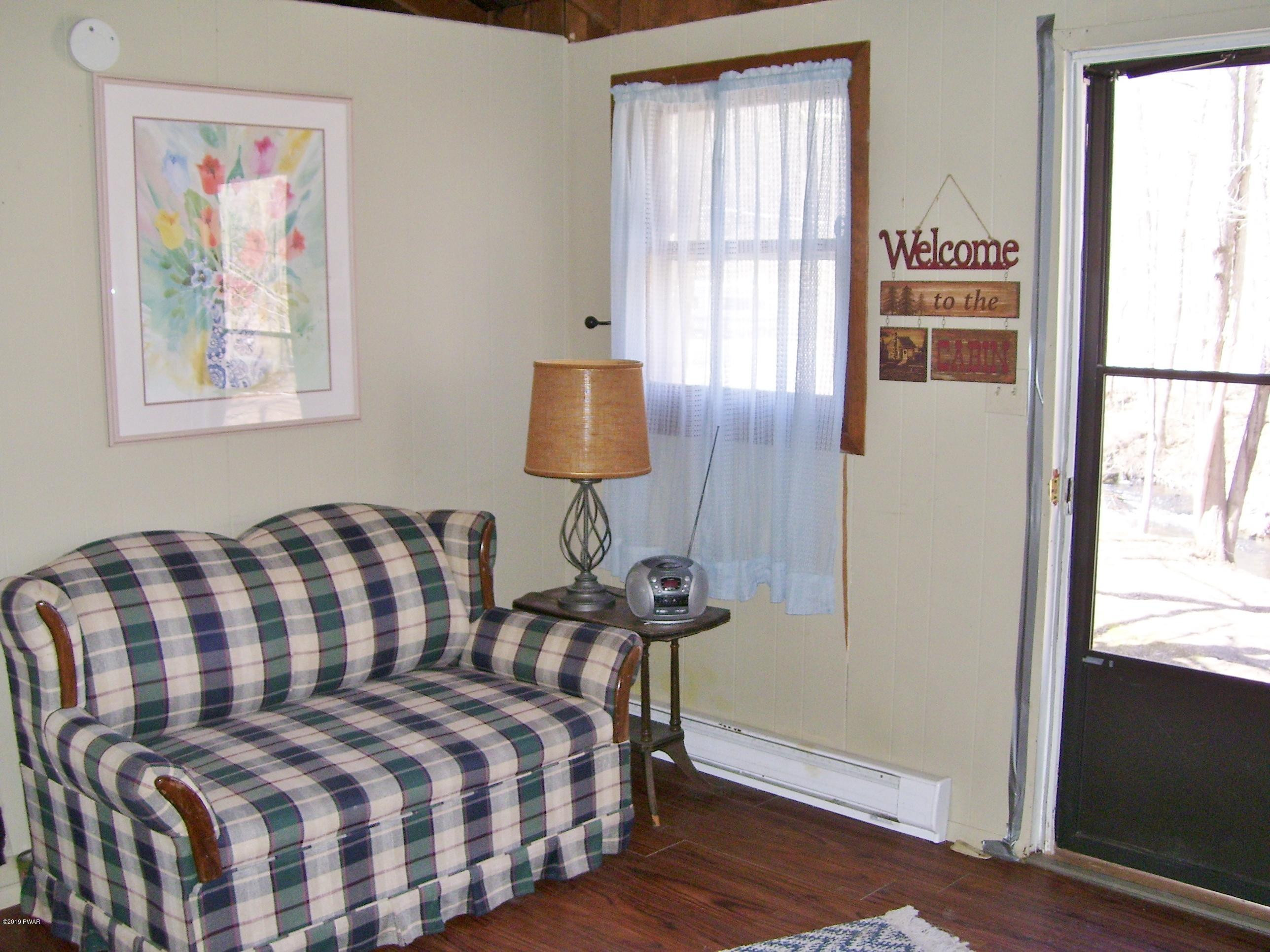 1172 Avoy Road Lakeville, PA 18438 - Photo 5 of 22