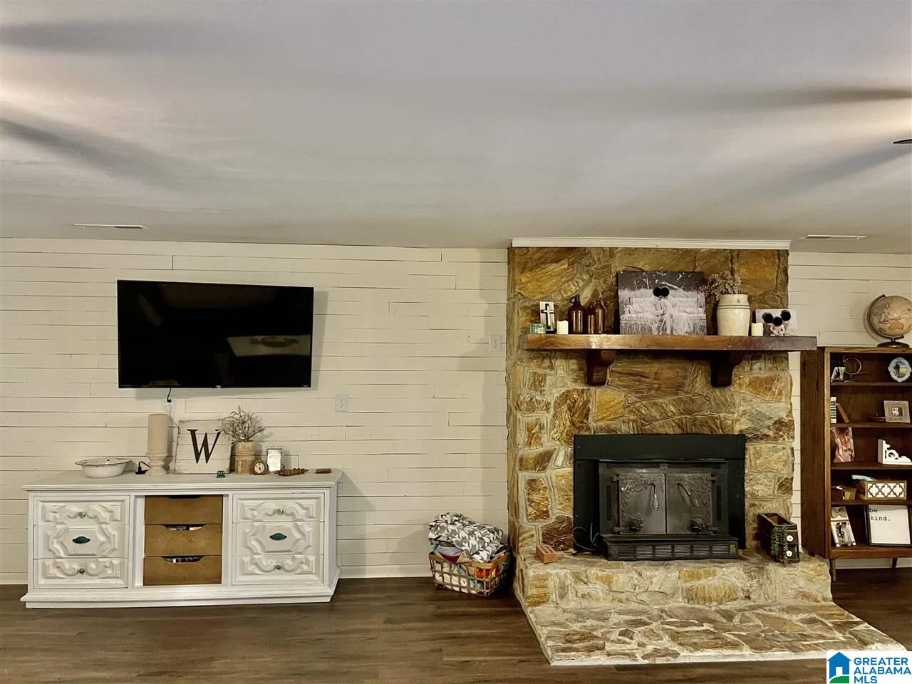 11927 Shoal Creek Road Ashville, AL 35953 - Photo 11 of 28