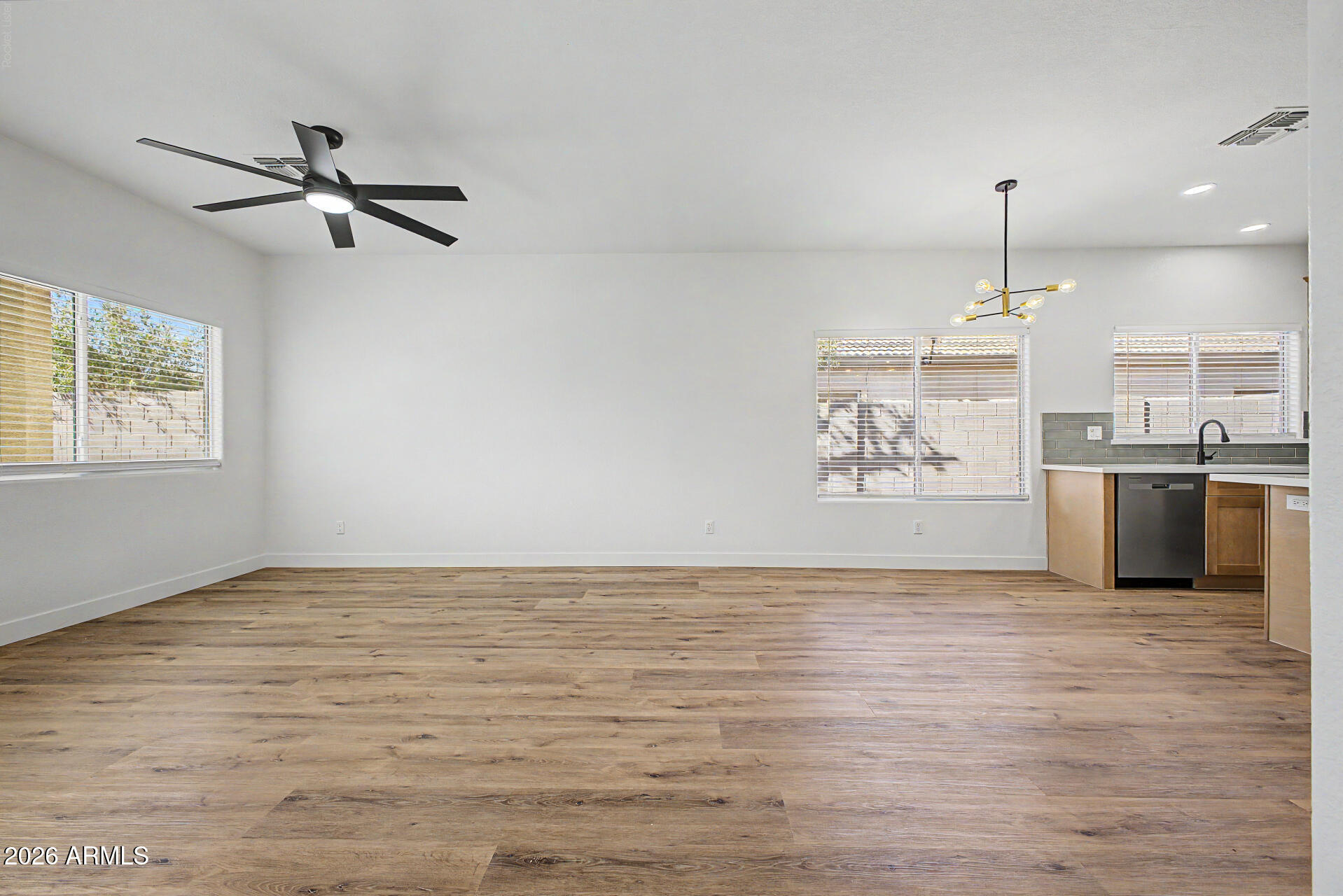 3644 South Joshua Tree Lane Gilbert, AZ 85297 - Photo 10 of 21 20-Joshua Tree
