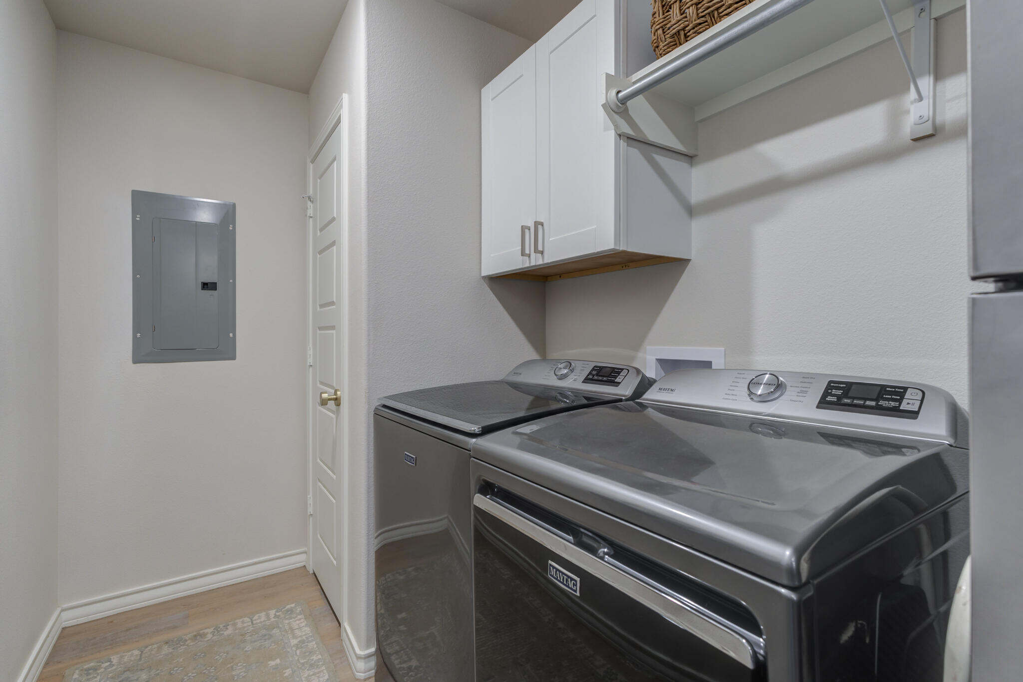 804 2nd Street Abernathy, TX 79311 - Photo 34 of 40 a utility room with dryer and washer