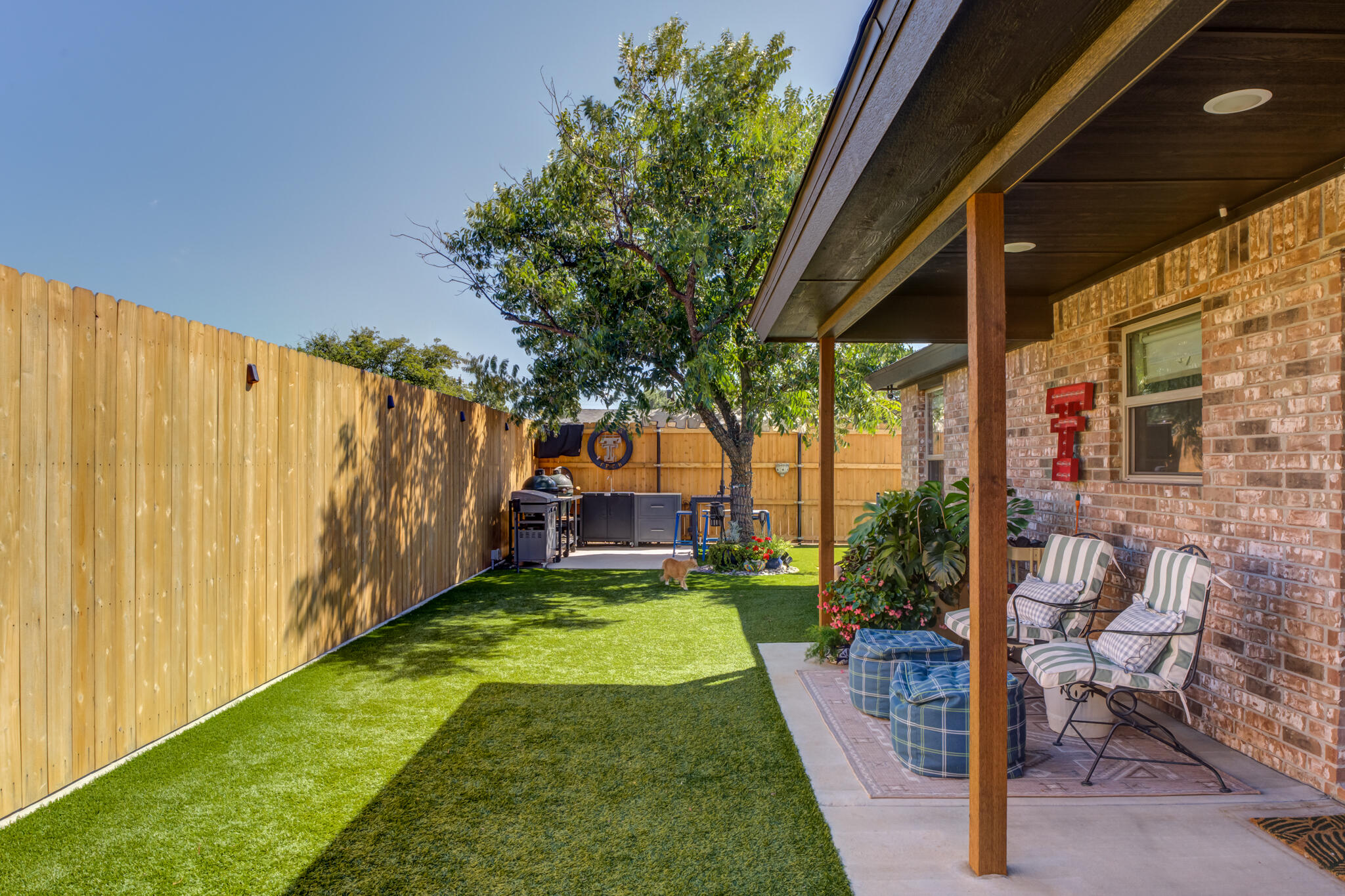 804 2nd Street Abernathy, TX 79311 - Photo 37 of 40 a view of swimming pool with garden and patio