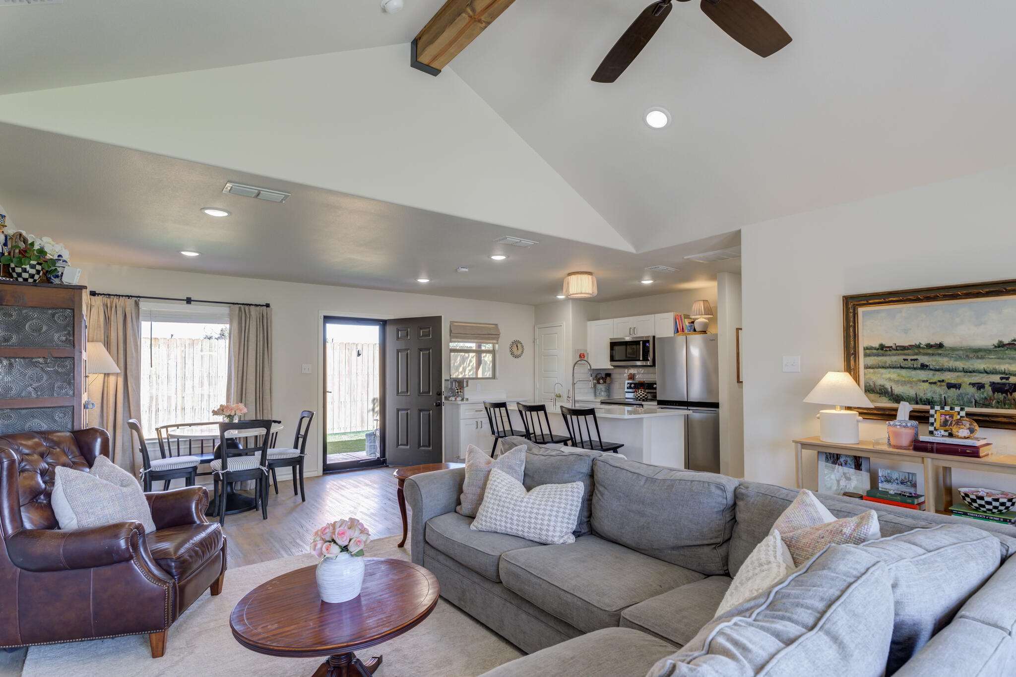 804 2nd Street Abernathy, TX 79311 - Photo 8 of 40 a living room with furniture and kitchen view