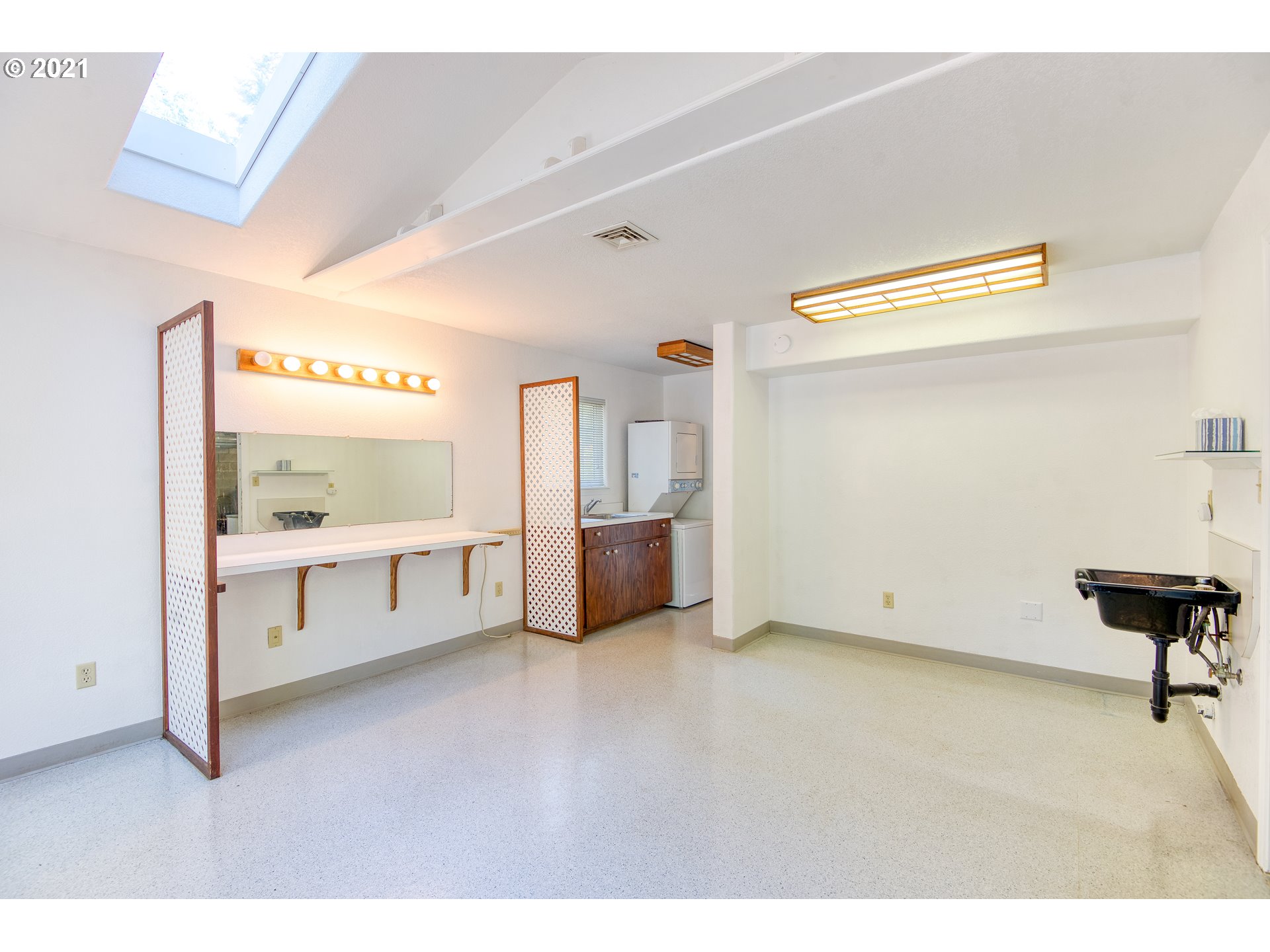 42516 Port Orford Loop Road Port Orford, OR 97465 - Photo 22 of 32 Gallery Image 22