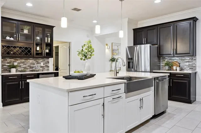 $2,250,000 | 16038 Johns Lake Overlook Drive, Winter Garden, FL 34787