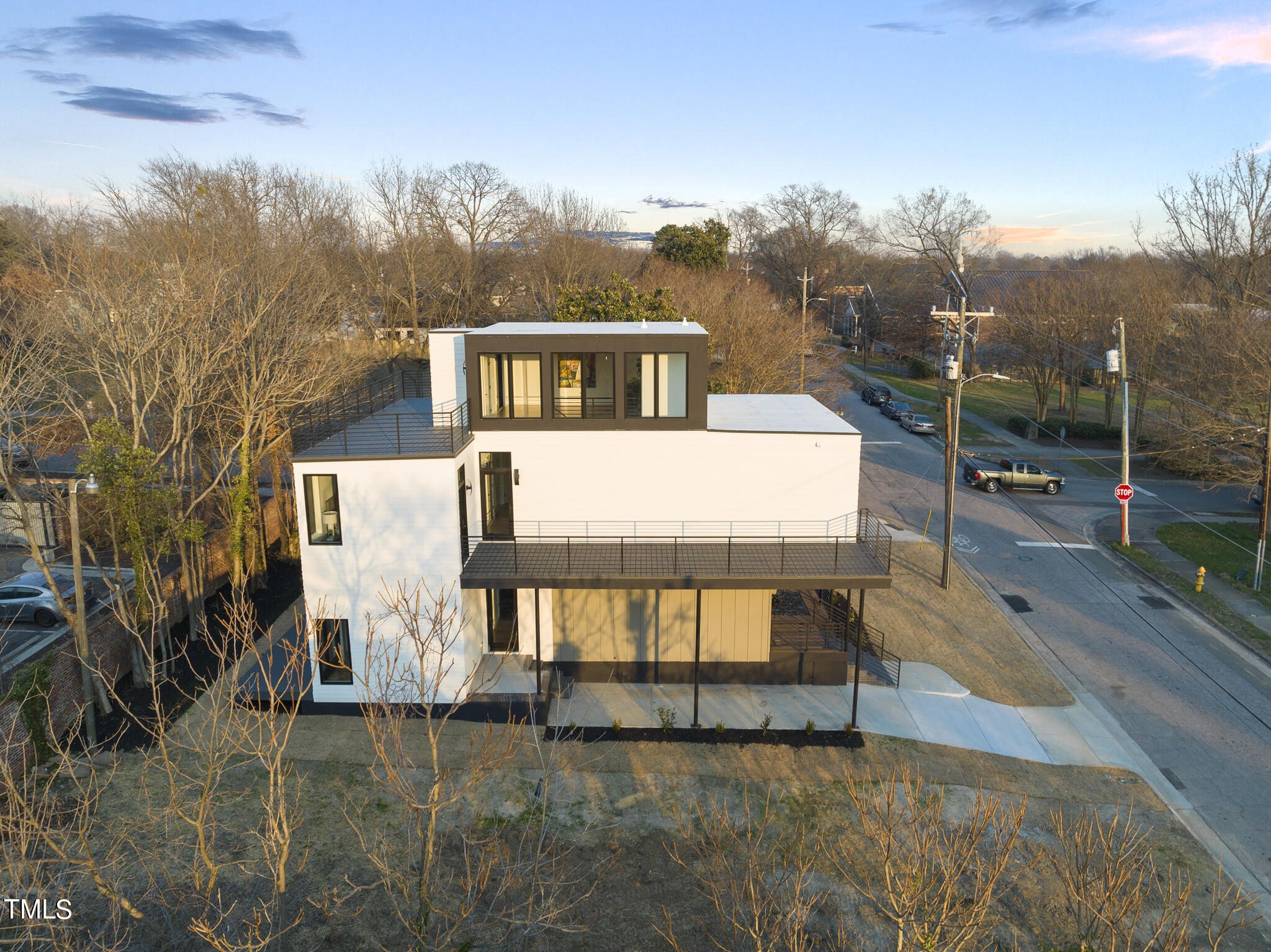 517 East Cabarrus Street Raleigh, NC 27601 - Photo 5 of 58 a view of a house with a yard