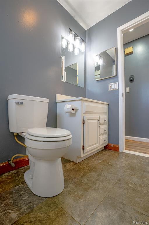 35407 Kelly Road Clinton Township, MI 48035 - Photo 16 of 38