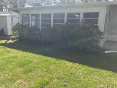 $275,999 | 465 Old Country Road, Unit 465, Riverhead, NY 11901