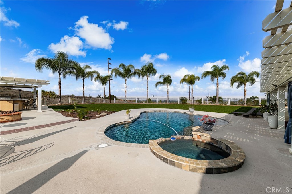 15555 Rancho Viejo Drive Riverside, CA 92506 - Photo 50 of 58