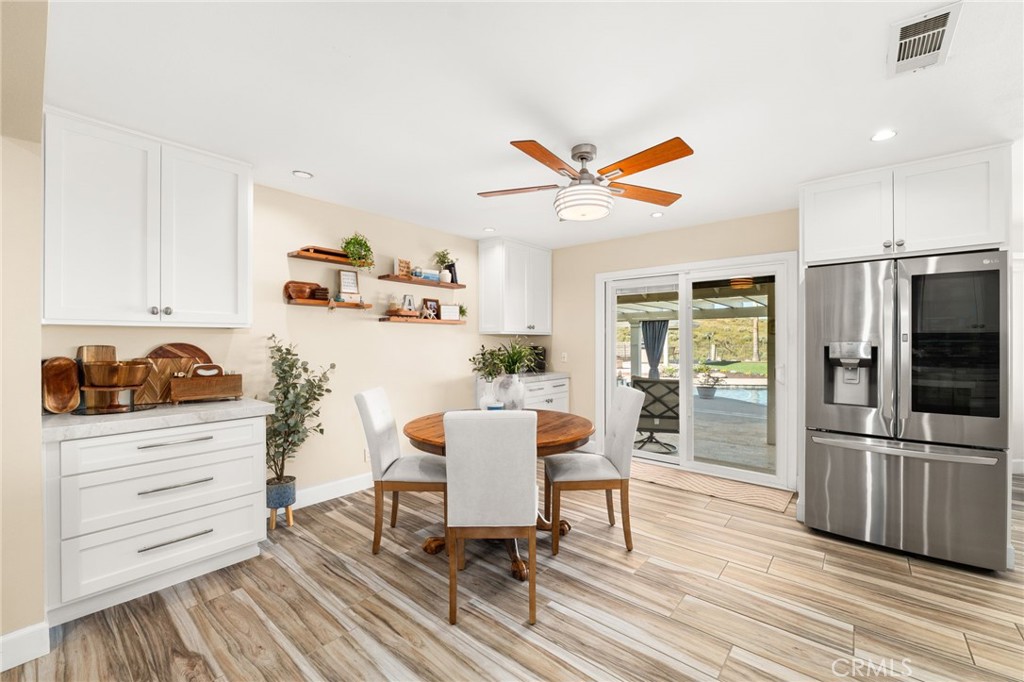 15555 Rancho Viejo Drive Riverside, CA 92506 - Photo 6 of 58