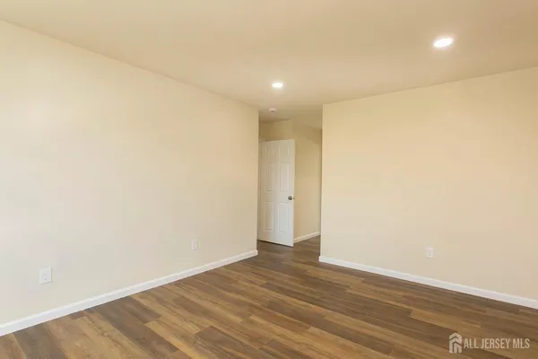 $849,000 | 15 Bradley Drive, Edison, NJ 08817