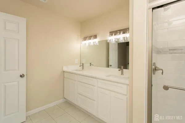 $849,000 | 15 Bradley Drive, Edison, NJ 08817